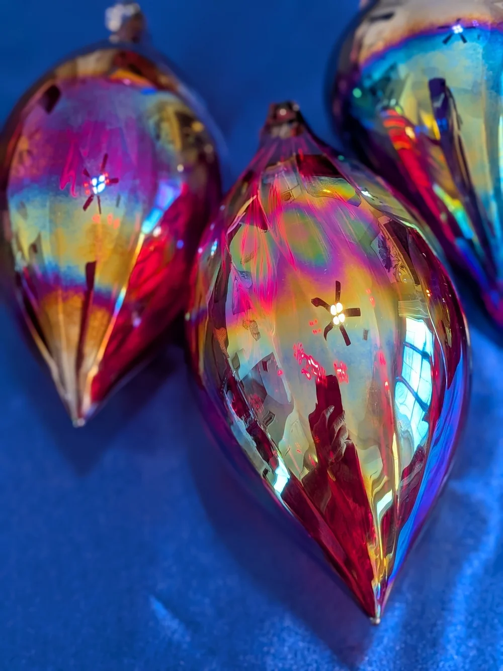 LG Iridescent Glass Teardrop Christmas Ornaments Set Of 4